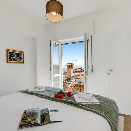 Luce Terra ستريزا