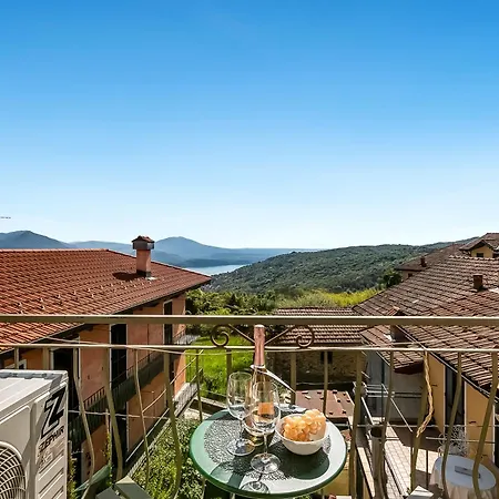 Luce Terra شقة ستريزا