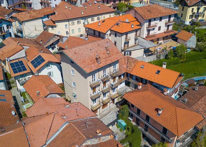 Luce Terra Daire Stresa